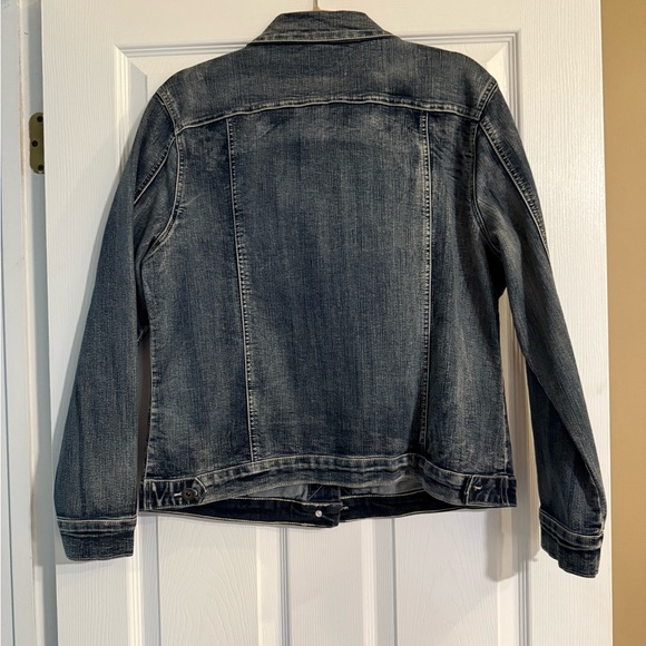 Ethyl Classic Blue Denim Jean Jacket NWOT never worn - Picture 4 of 4